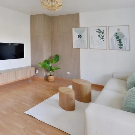 Apartment Sesame Duplex Disneyland Paris Netflix 6 Personnes Et 1 Bebe Avec Parking *